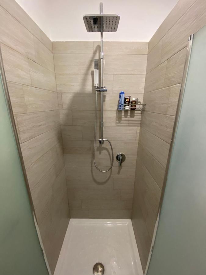 Casa Quadrifoglio Apartment Taranto Luaran gambar