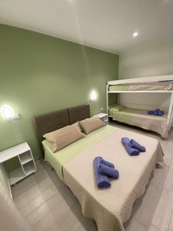 Casa Quadrifoglio Apartment Taranto Luaran gambar